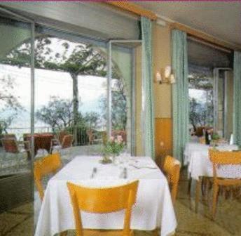 Hotel San Faustino Torri Del Benaco Exterior photo